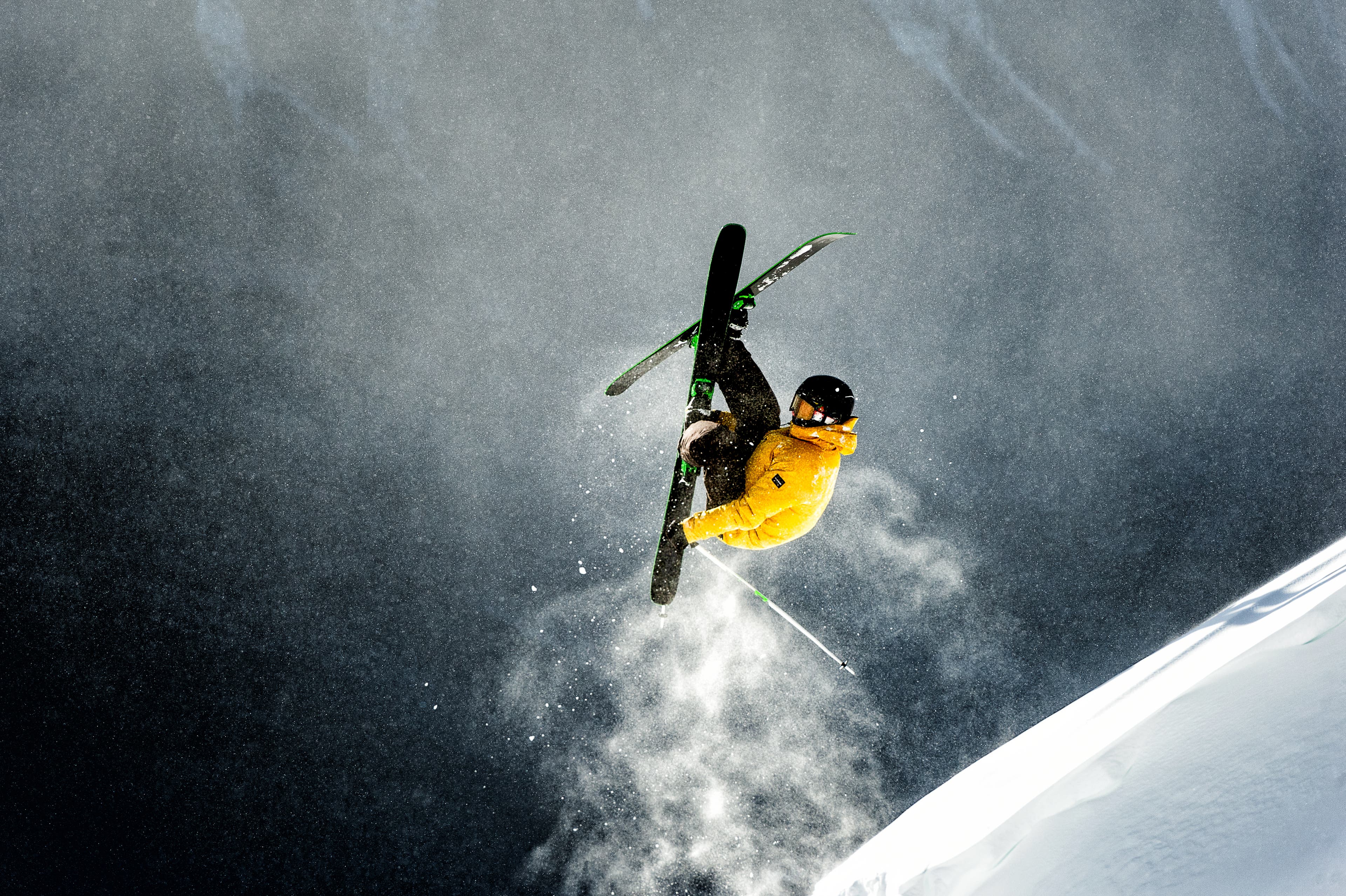 mckerrell_Jan19magsubs_Graham McKerrell_181221_-2 Focus 2019/2020 Cole Richardson in the Canadian Rockies