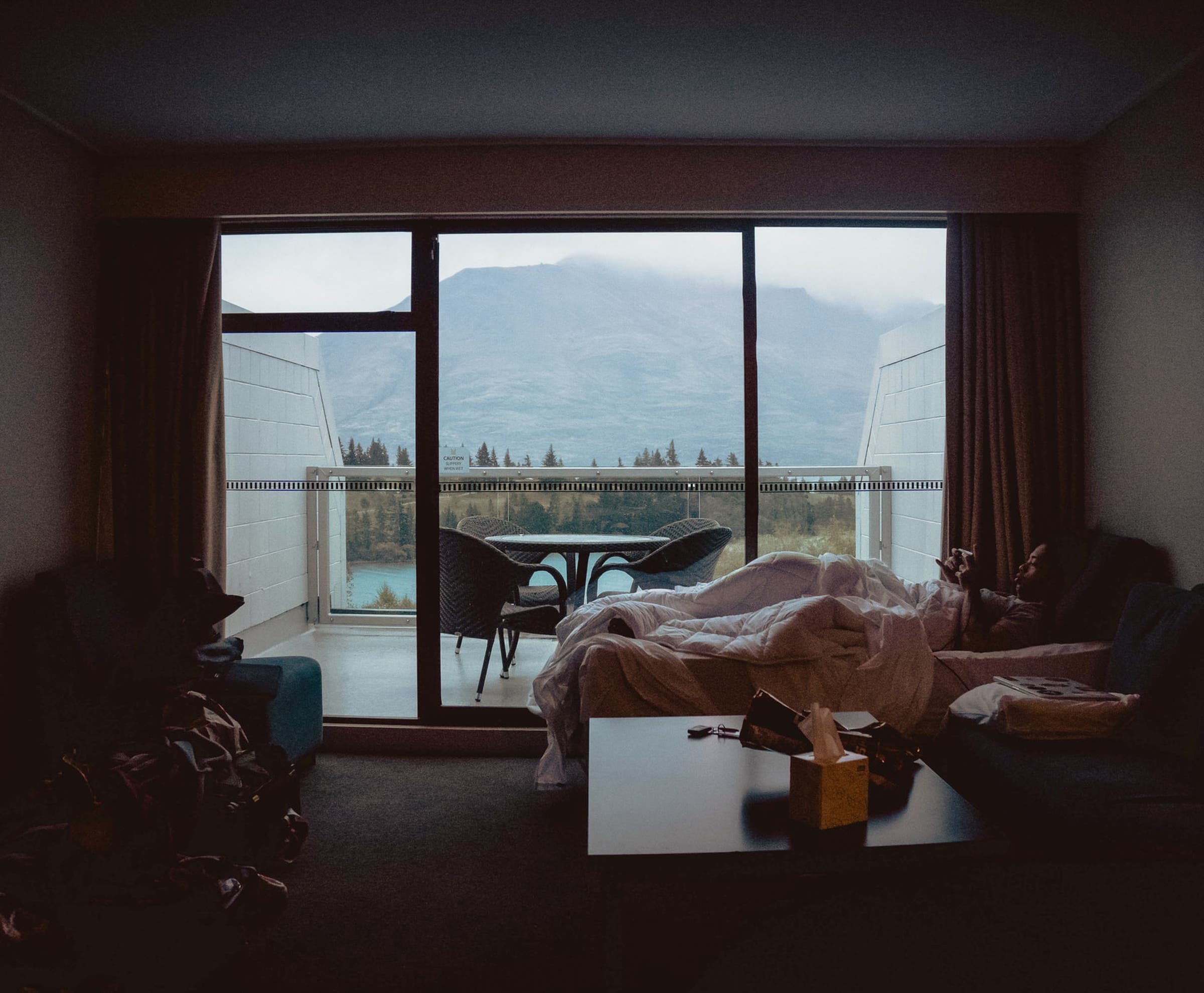 photo-1575715069957-640f583c859e None