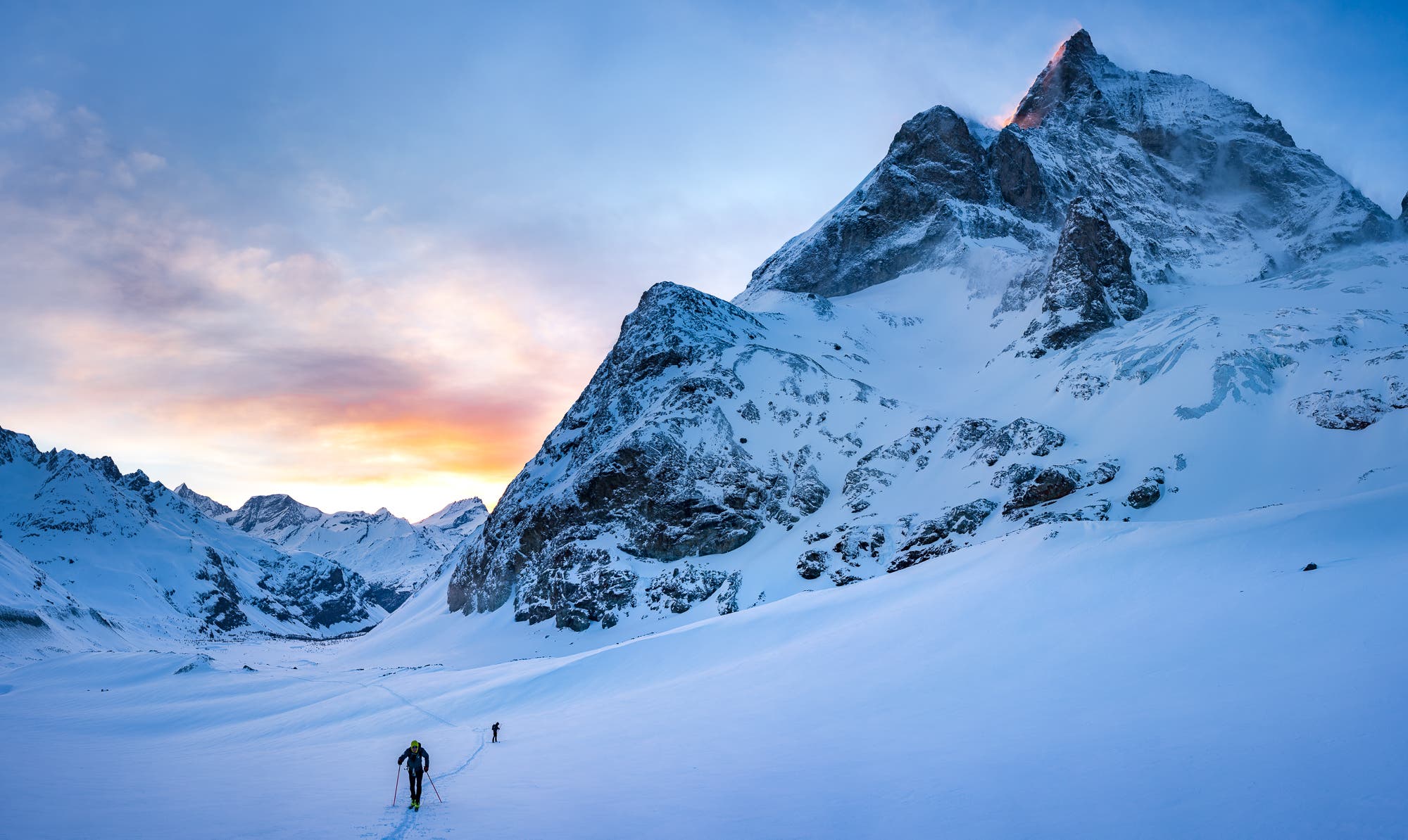 Philipp Reiter skiing under the Matterhorn