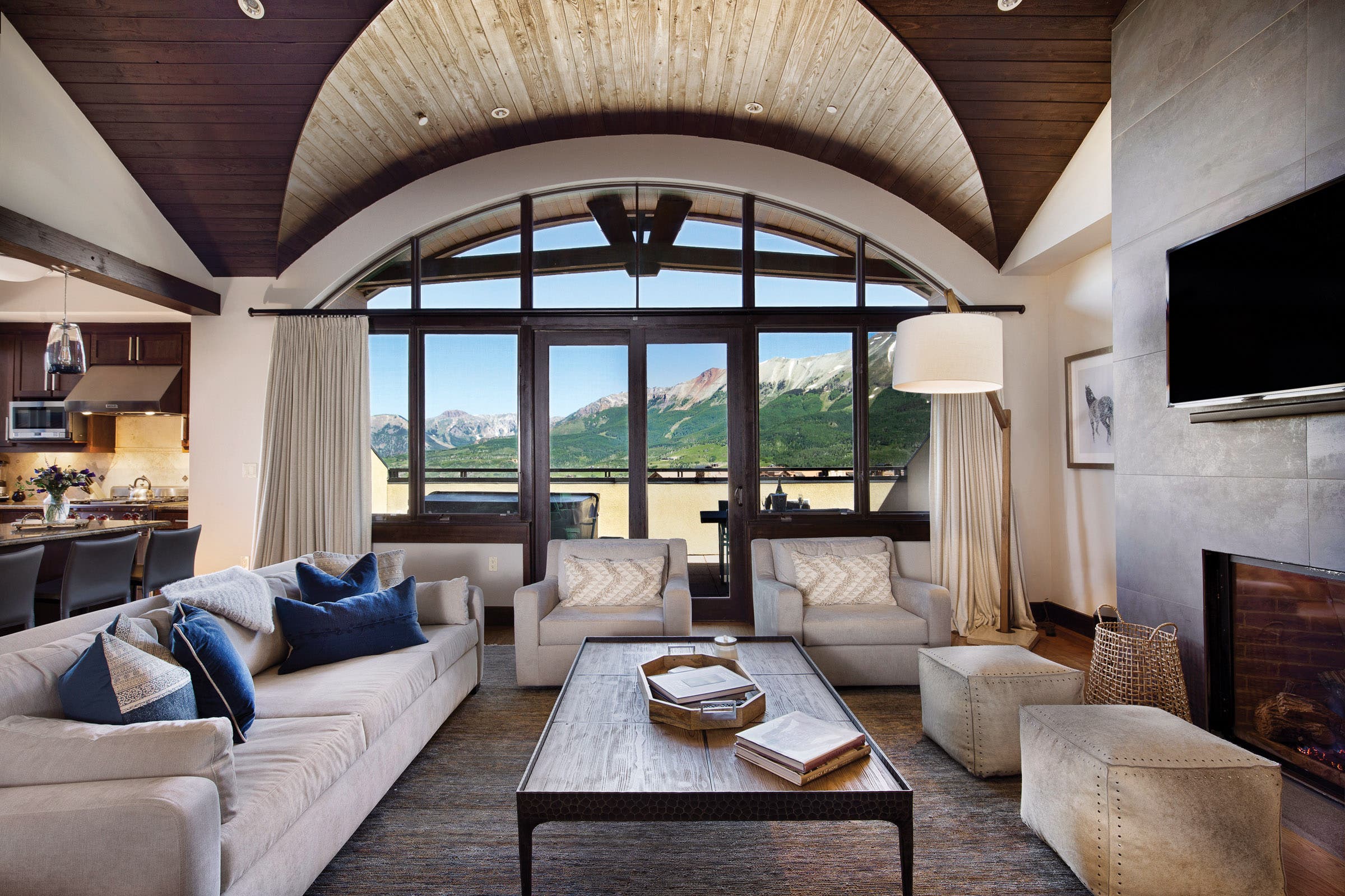 SKI1220-EC5-LumierePenthouse Telluride town lodging: Lumiere