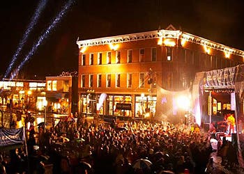 Scott Ski Wheel Bag $165 | length: 193 cm | scottusa.com Cram four pairs of skis into this jumbo bag and you’ll still manage to pull it easily. A massive exterior pocket…