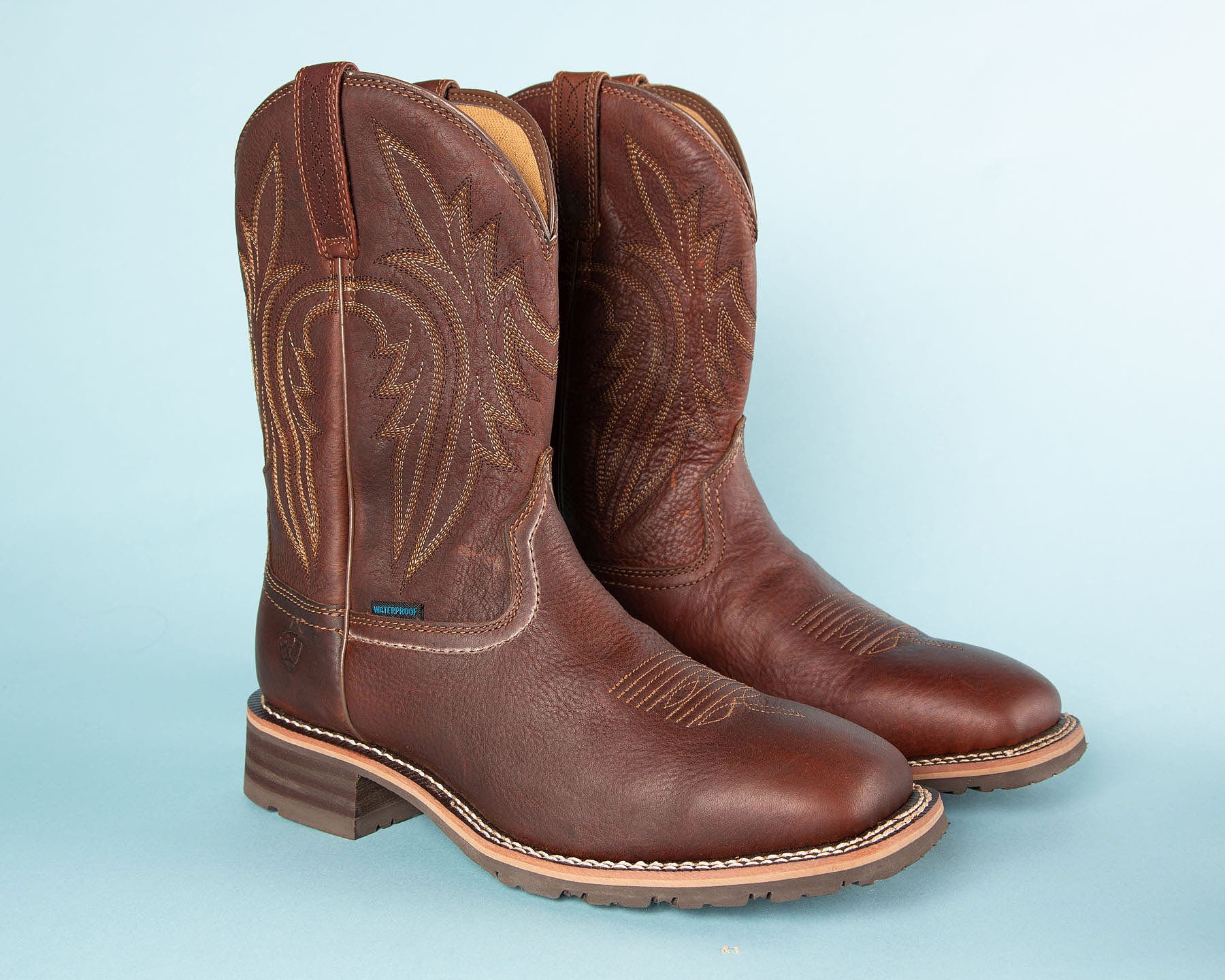 Ski-WesternStyle-AriatHybridRancherWesternBoot-byKeriBascetta Ariat Hybrid Rancher Western Boot