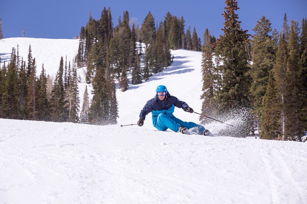 We Ranked the 8 Best Feelings in Skiing. No. 1 Was Never Really in Doubt.
