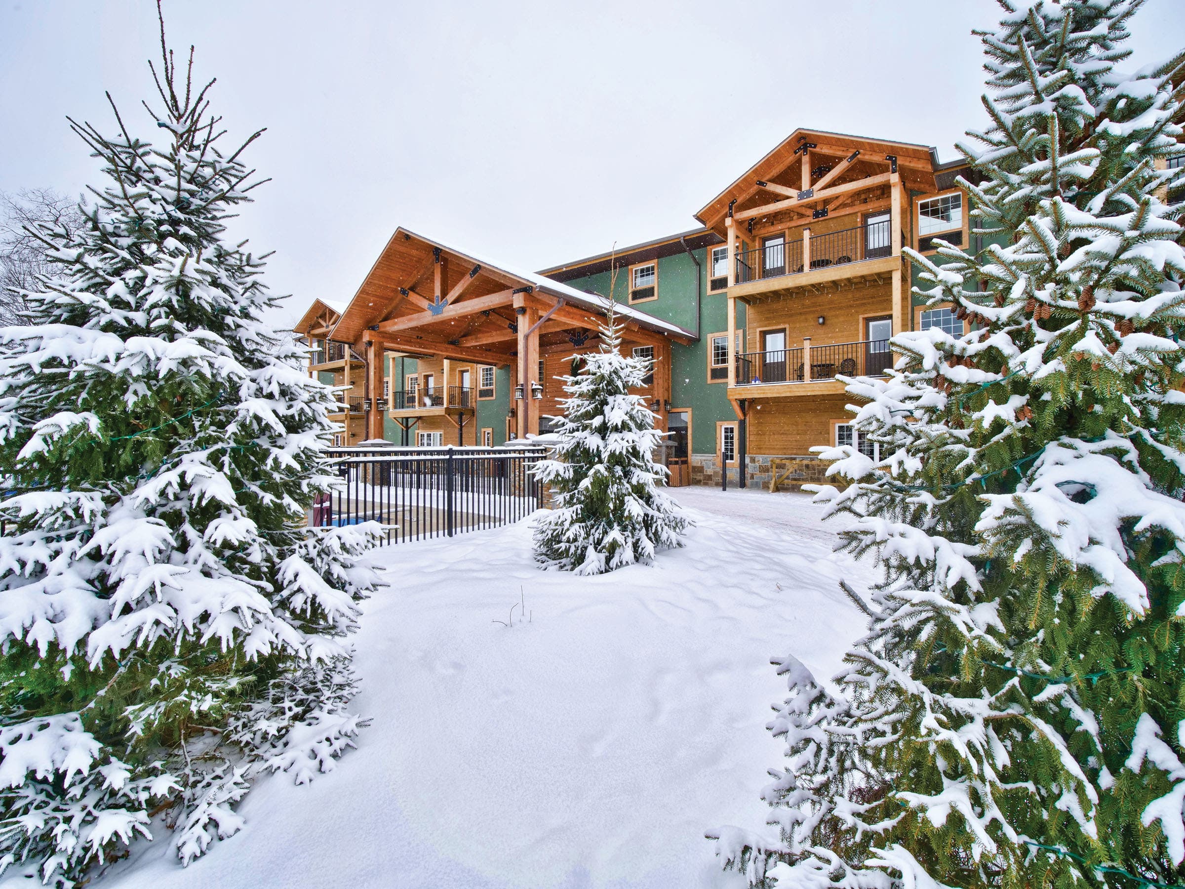 MacKenzie Lodge, Caberfae Peaks