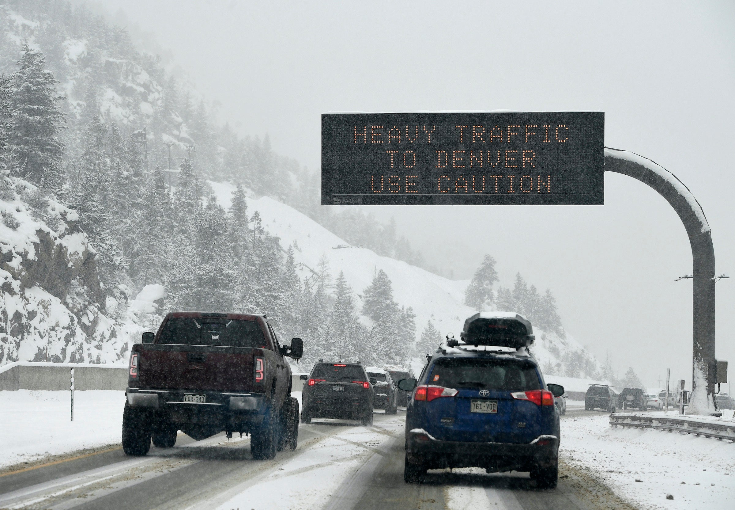 Colorado To Run Passenger Vans On I 70 To Ease Ski Traffic SKI   I70TrafficDenver 