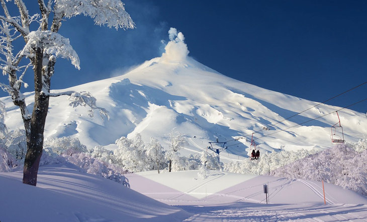 These Are The Volcanoes Around the World That You Can Ski