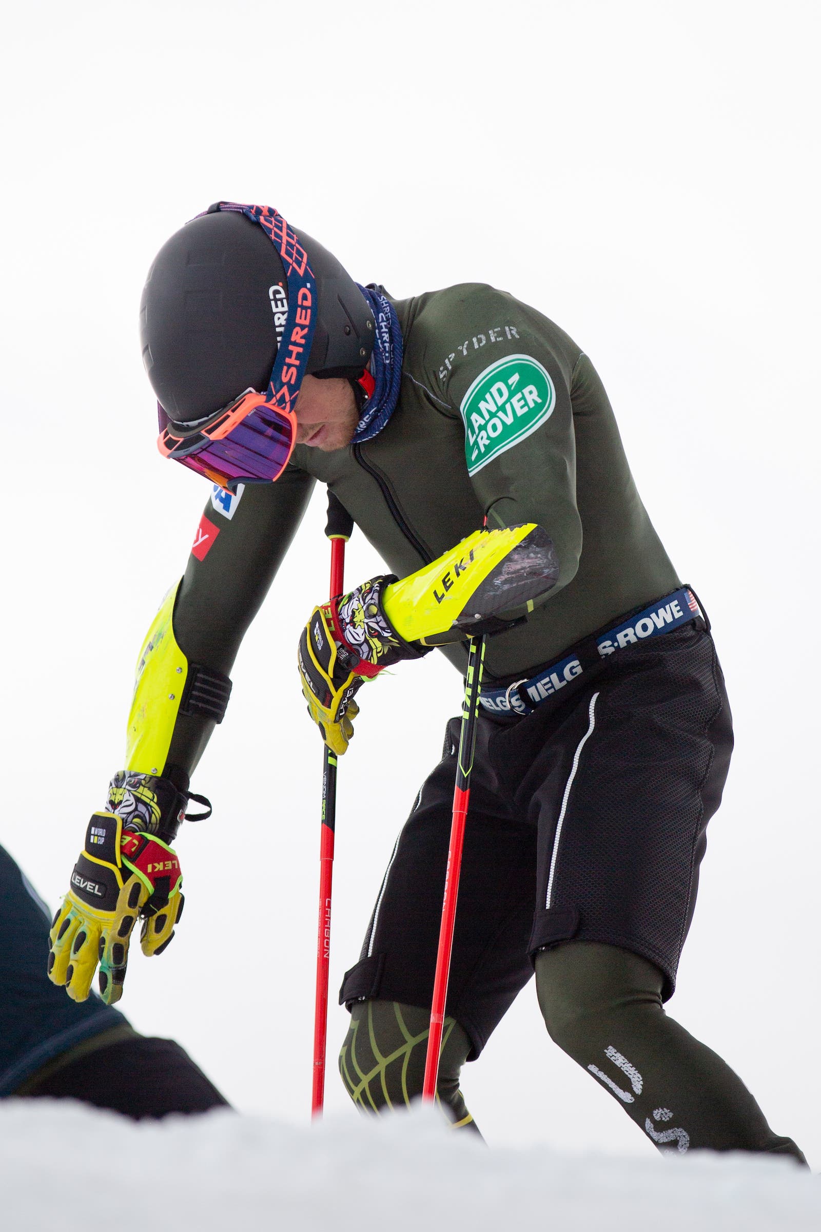 Skier visualizes race course