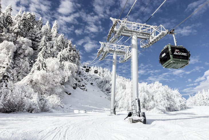 School Ski Trips: 10 Awesome East Coast Resorts