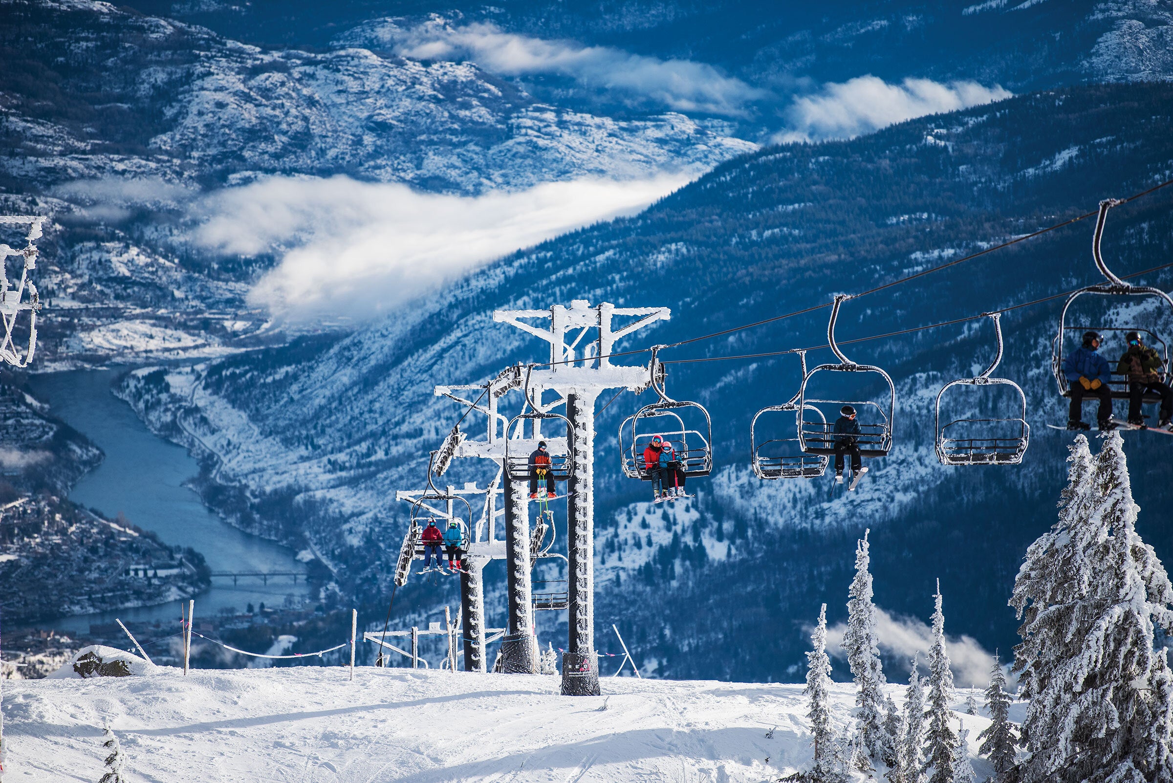 Red Mountain Travel article - Ski Mag