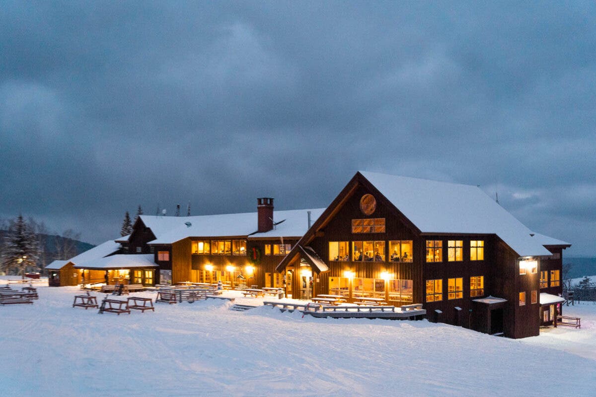 Saddleback Mountain lodge