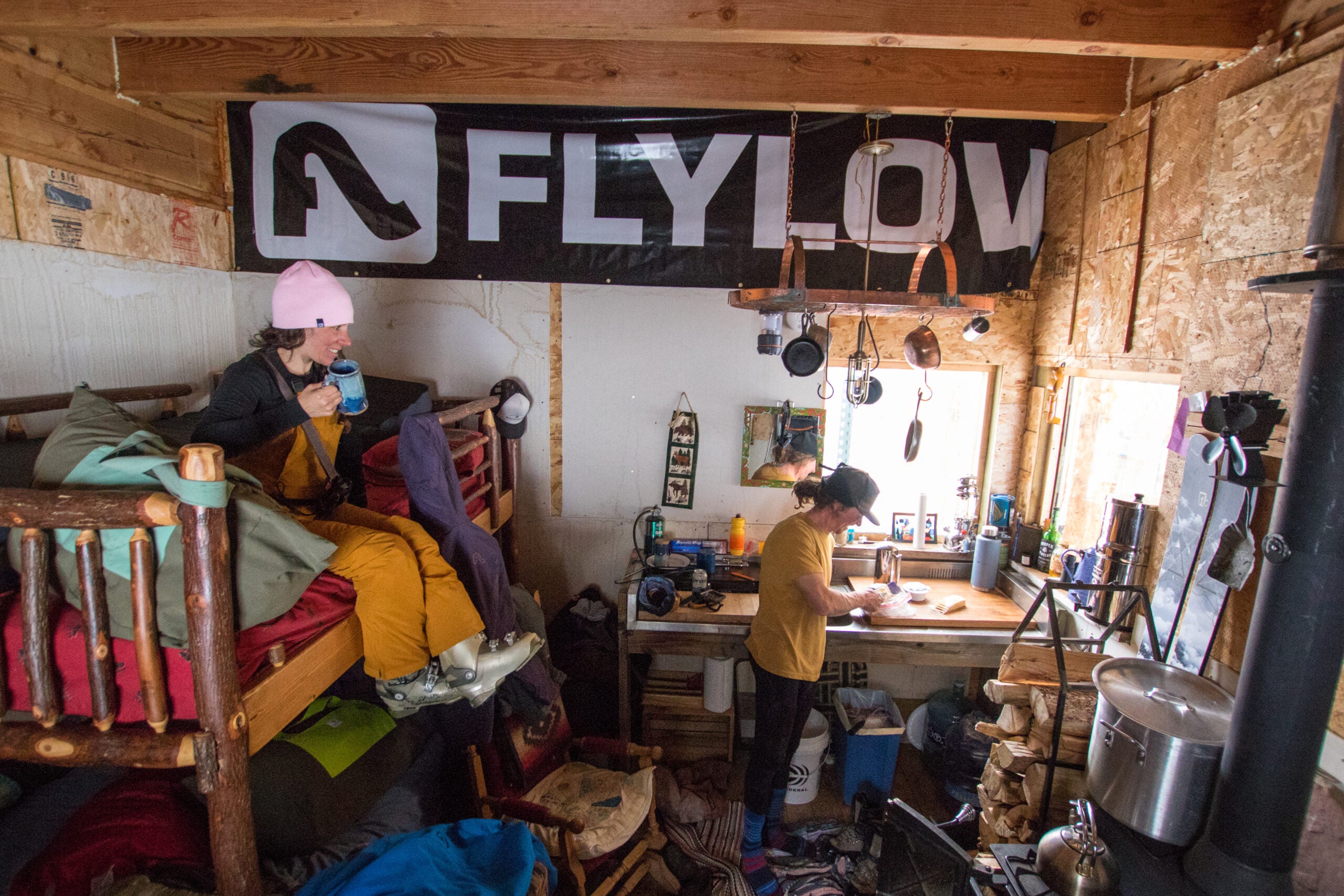 www.skimag.com