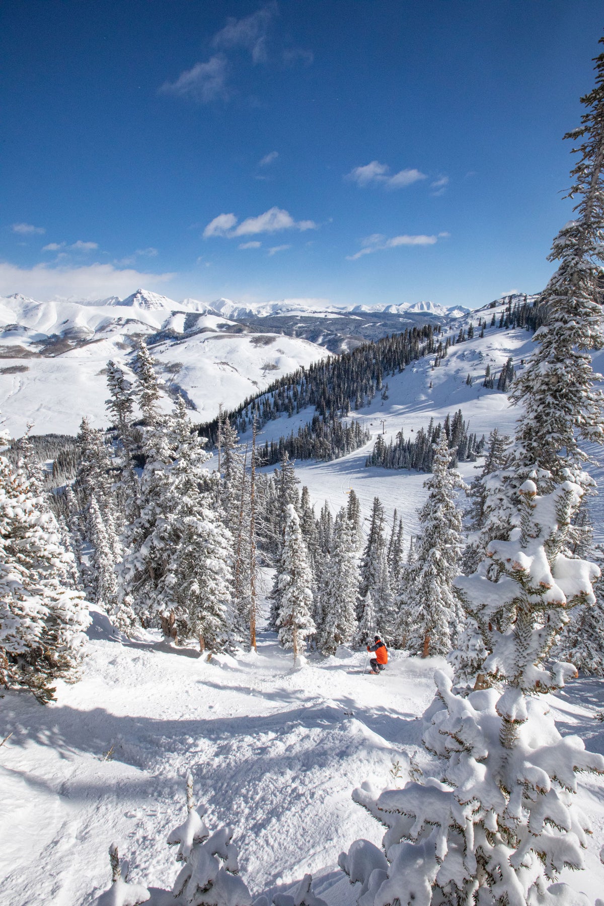 8 Reasons Women's Big-Mountain Ski Camps Are Rad (and 5 to Try)