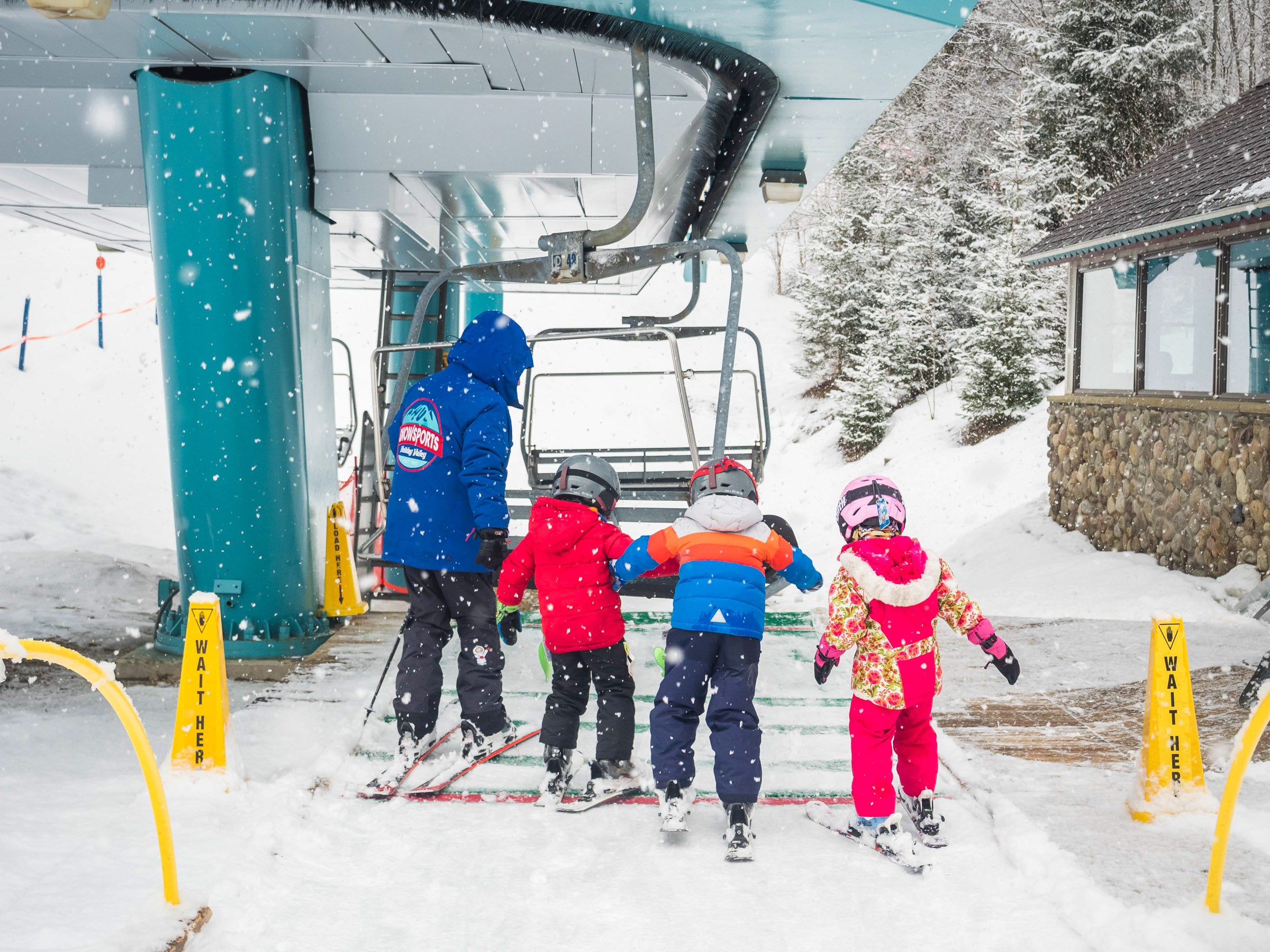 A Guide To The Top 8 Ski Resorts In The U.S. For Families | SKI