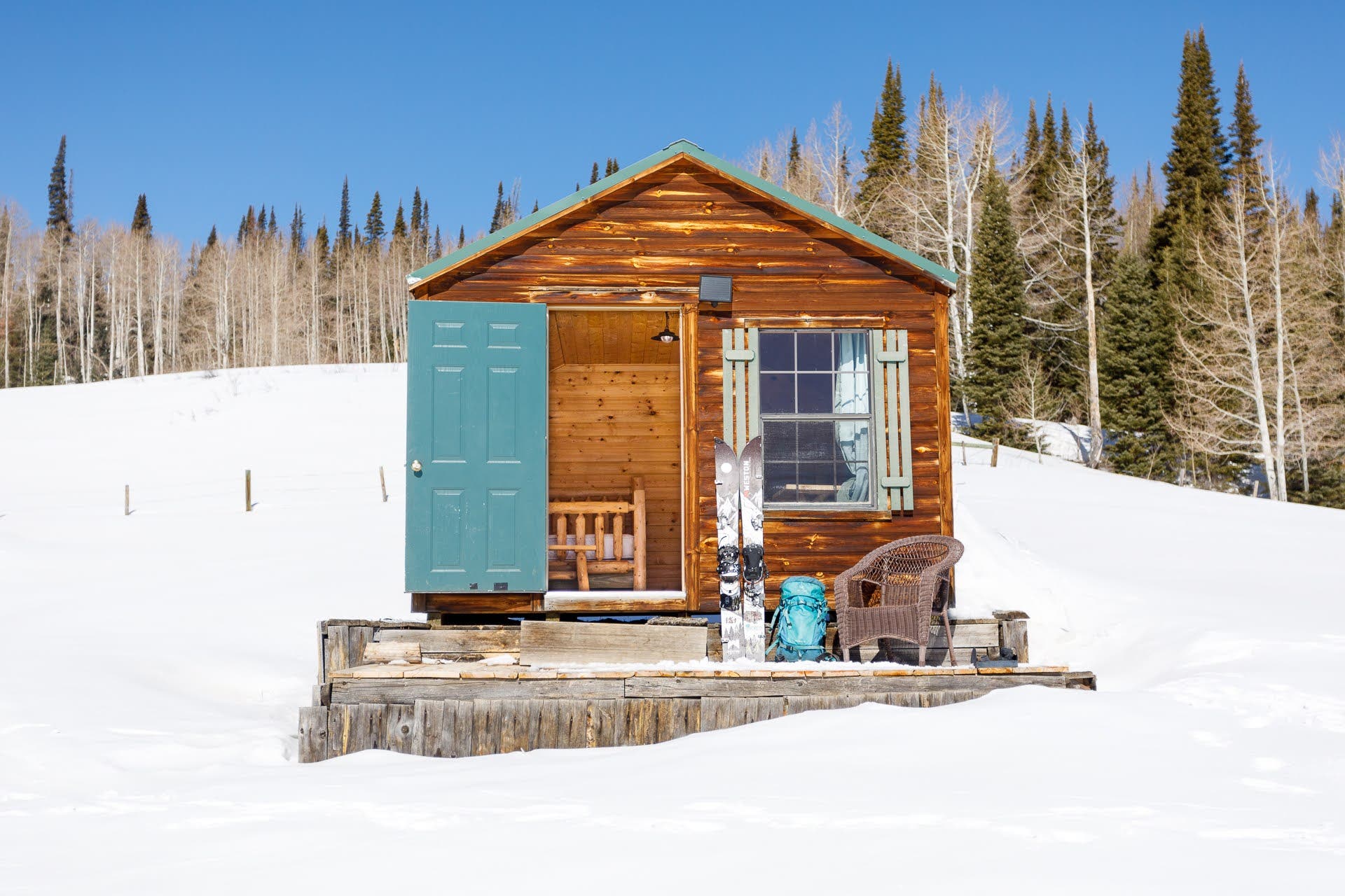 Brown Bear Cabins Bluebird