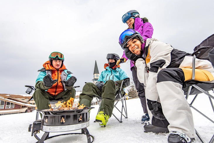 Ikon Pass skiing