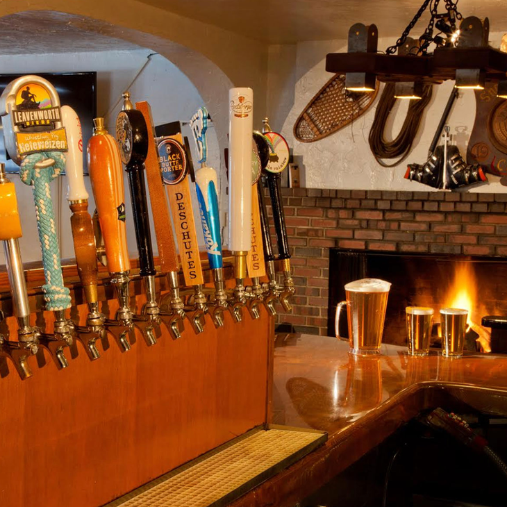 the-best-ski-bars-in-the-west-ski