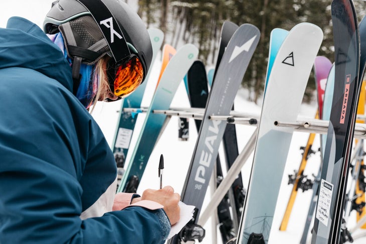 Ski teser compiles notes on a ski's performance