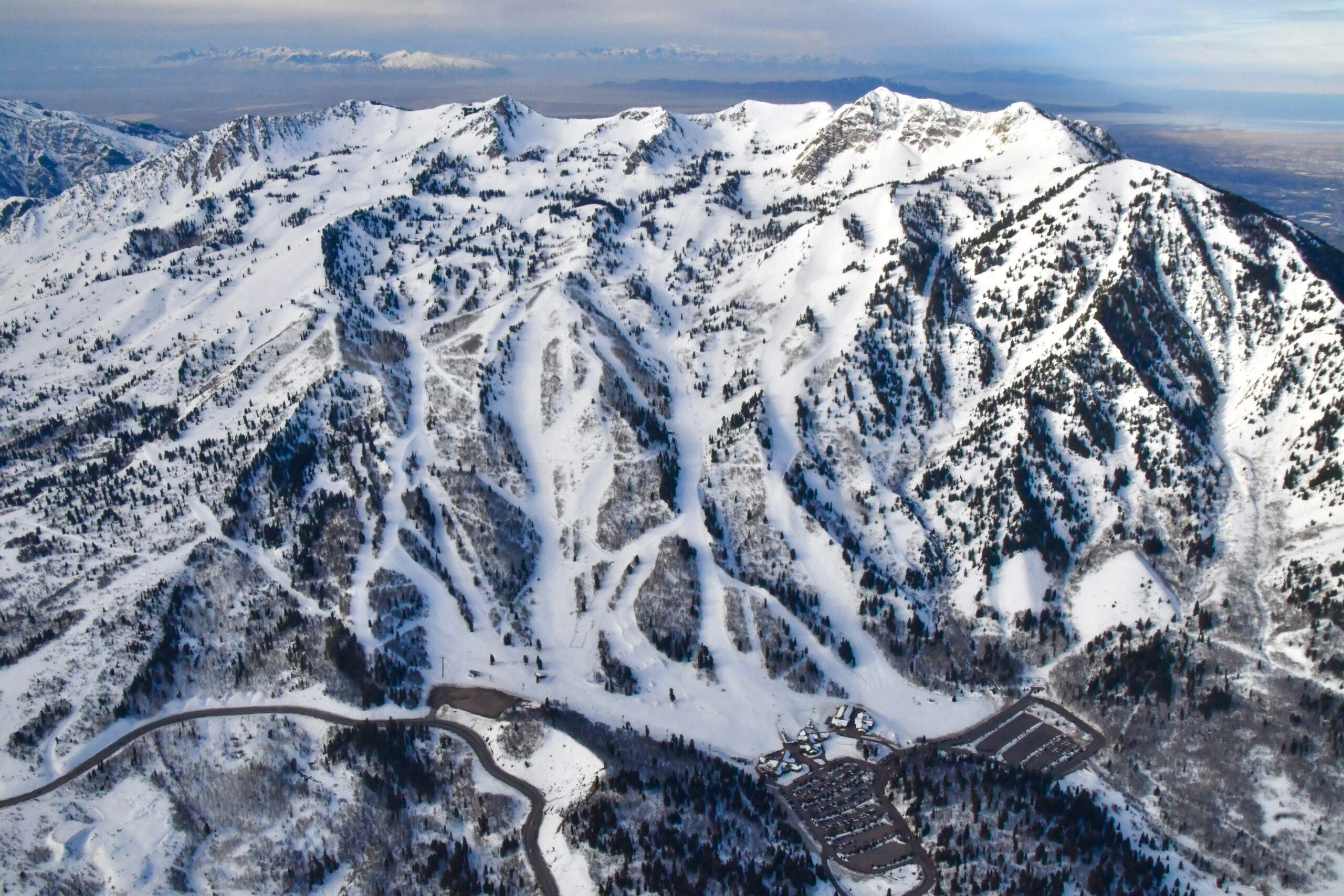 Akses cekungan salju