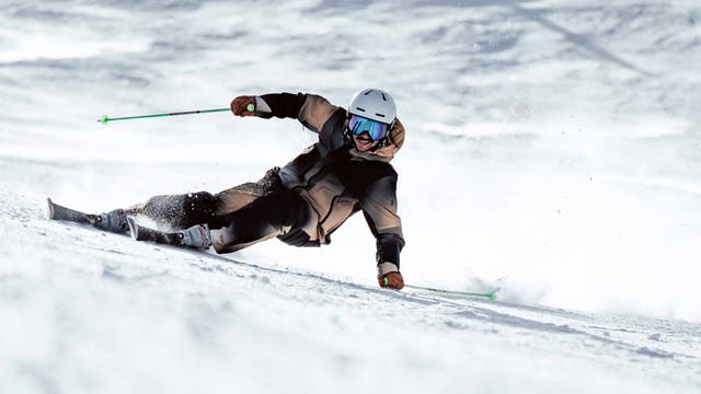 3 Steps to Help You Carve Better on Steep Runs