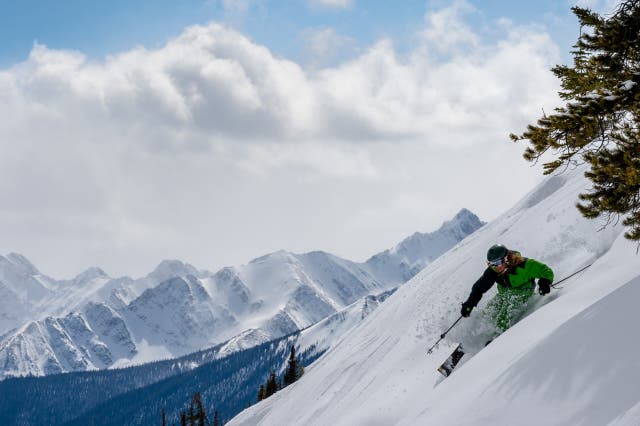 7 Great End-of-Season Deals at Evo and REI's Member Days
