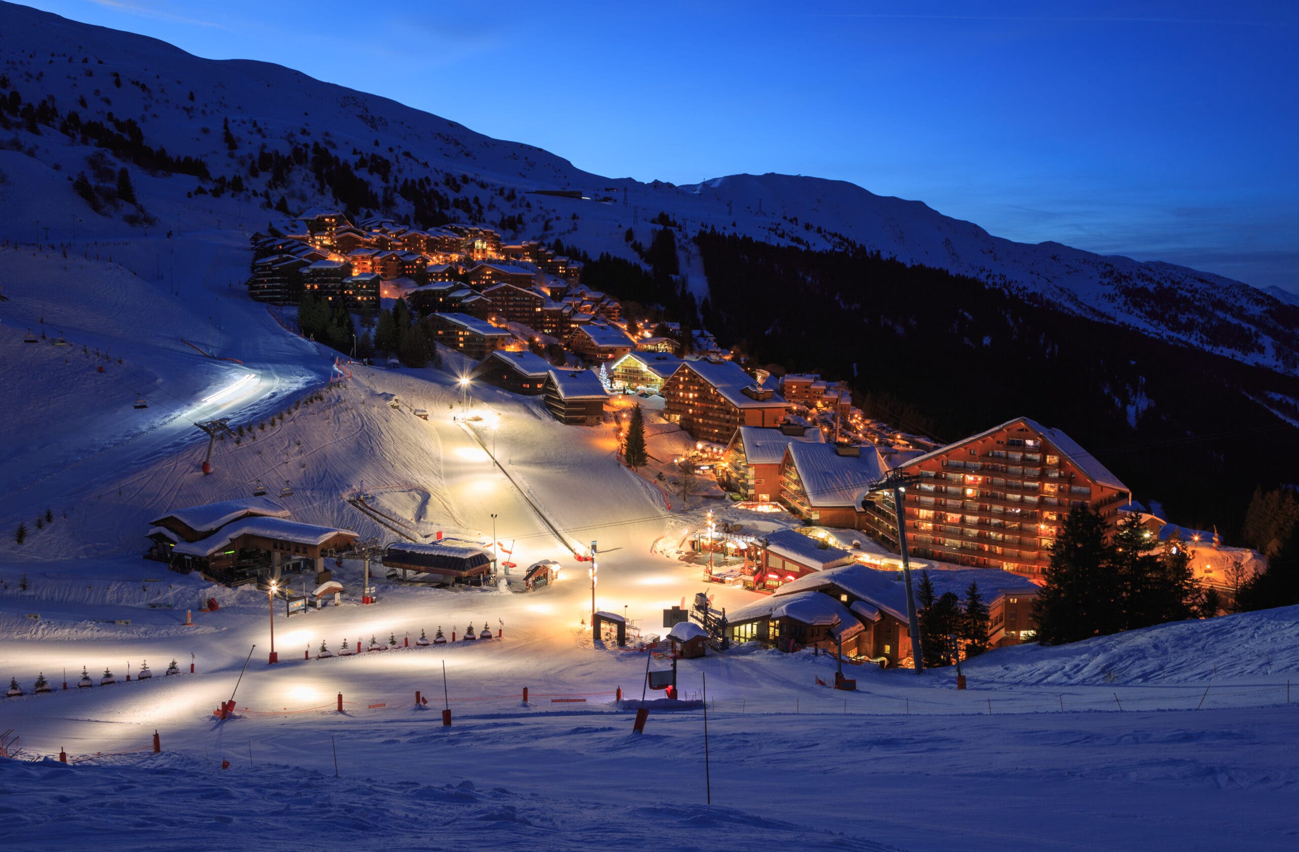 How to Navigate The World's Largest Ski Area