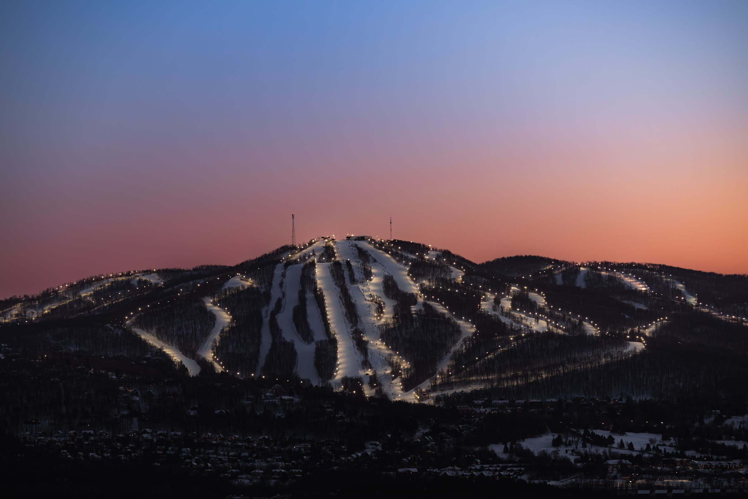 An Ode To The Cold, Icy, Depravity Of Nightskiing