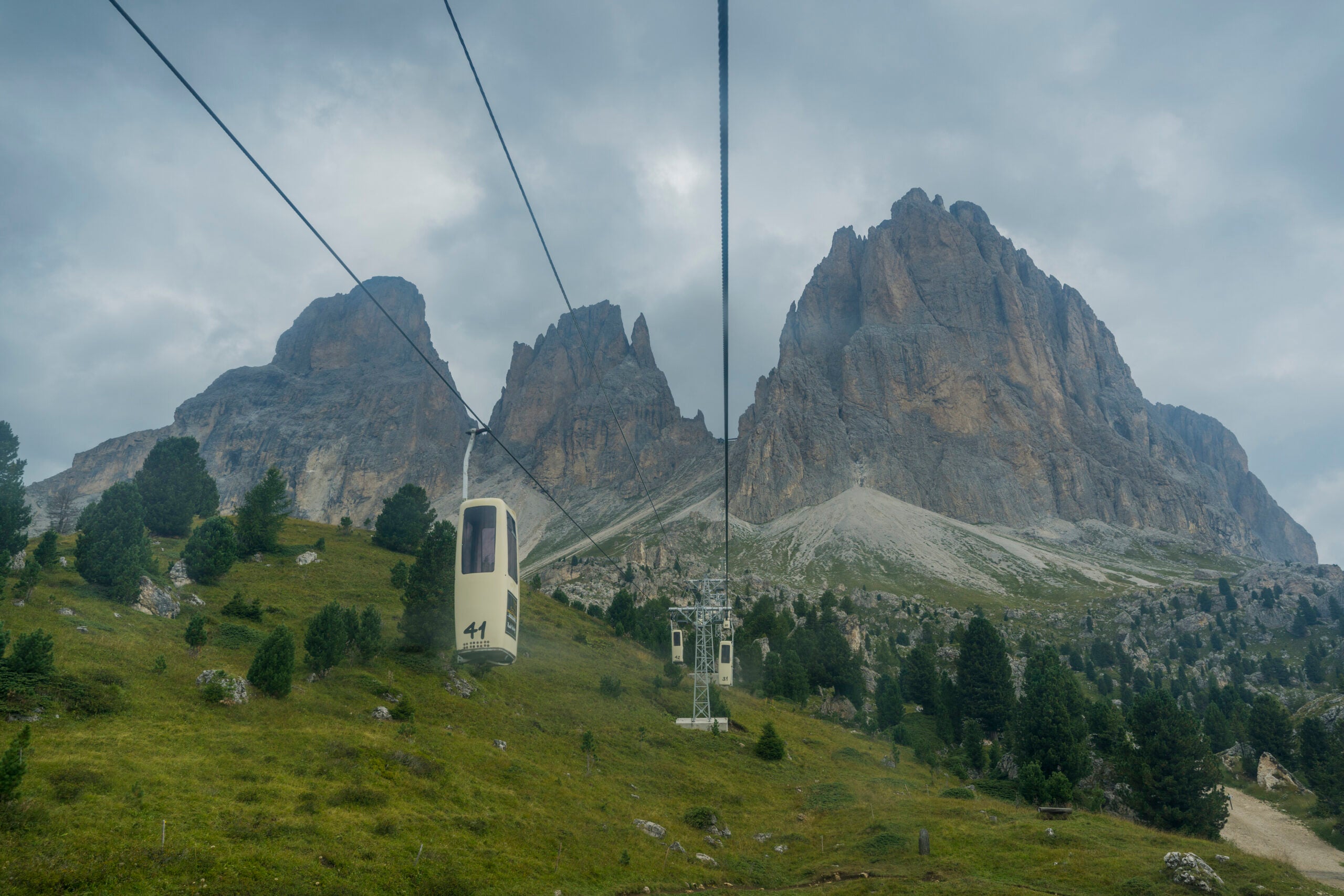 Forcella Sassolungo coffin lifts