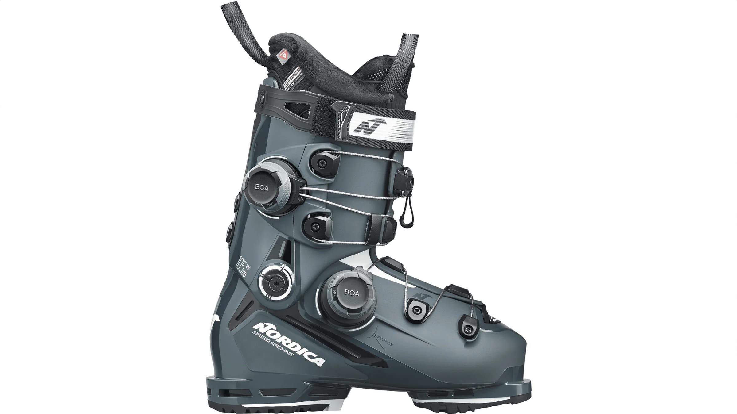 The Best Women's Ski Boots of 2027, Tested By An All-Female Team