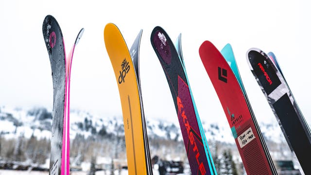 People Say Full Rocker Skis Encourage Bad Technique. I Say They're More Fun.