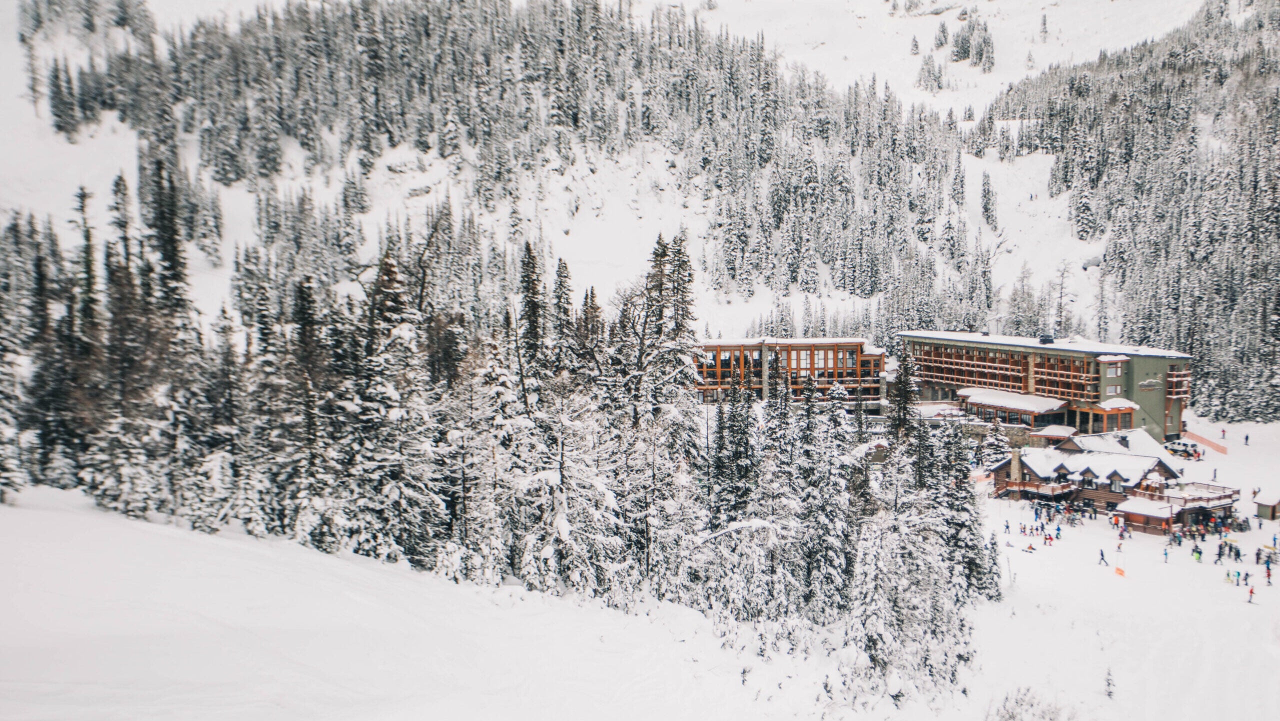 The Best Way to Visit Banff Sunshine? Stay Slopeside.